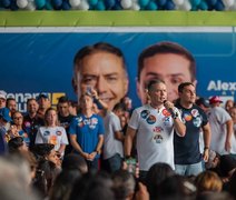 Renan Filho anuncia construção de 80 Clínicas da Família em agenda no Benedito Bentes