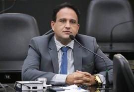 Aprovado PL que determina que cuidados íntimos na educação infantil sejam feitos somente por mulheres