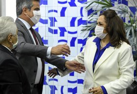 Mãe de Ciro Nogueira toma posse no Senado após nomeação do filho no governo