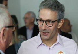 Zema critica Flávio Bolsonaro após escândalo envolvendo Vorcaro: 'Tapa na cara'