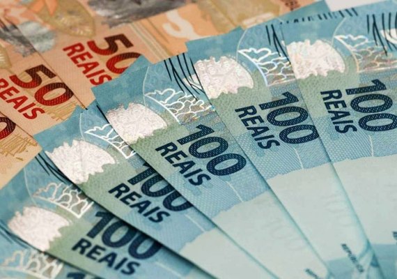 A partir desta segunda (17), Caixa pagará abono extra de até R$ 1.212; saiba se você terá direito