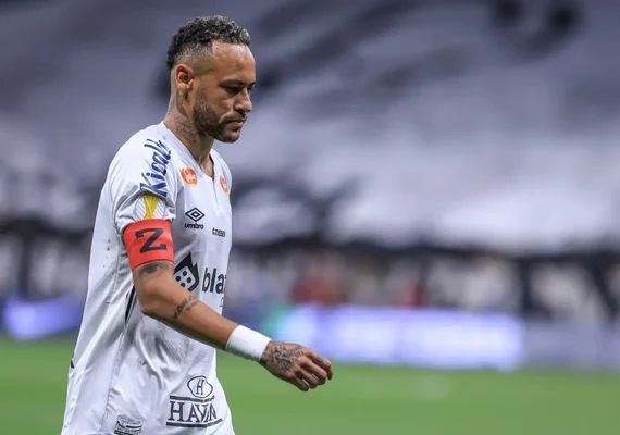 Após polêmica em festa com mulheres, Neymar aparece nas redes: ‘Novelinha’