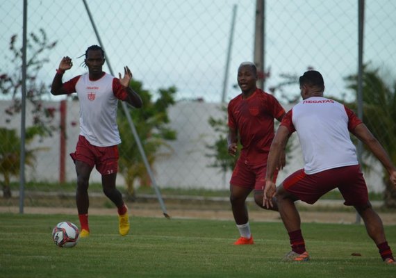 CRB intensifica treinos durante o período carnavalesco