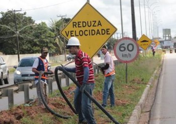 Rodovia José Alexandre tem iluminação concluida em Arapiraca