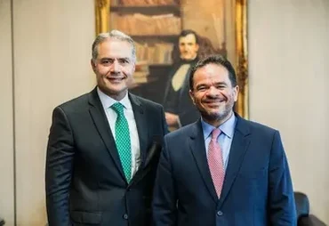 MV manda recado para políticos que vivem “caçando turma dos vazios”