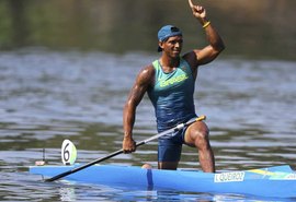 Isaquias supera algoz da Olimpíada e conquista o Mundial nos 500m