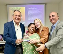 Liderança da Unicafes-AL, Maria José Alves é homenageada em evento da Seagri