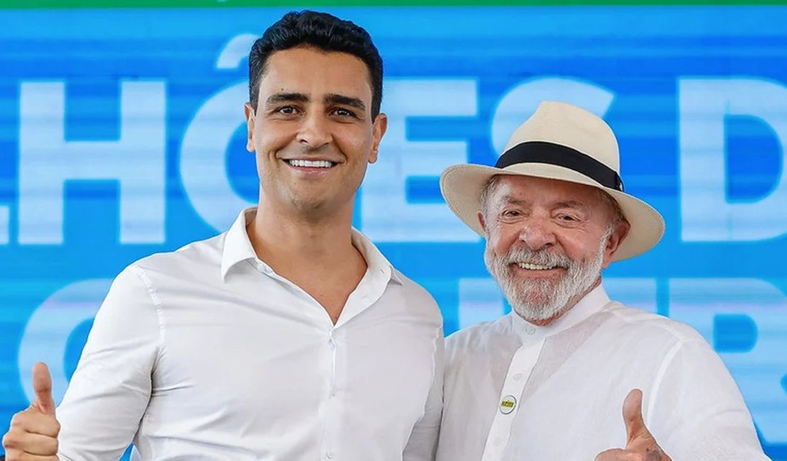 Eleitorado da capital quer JHC com Flavius, mas ampla maioria do Estado é Lula. E agora, João?