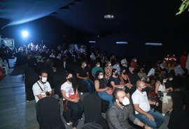 Circuito Penedo de Cinema é aberto com homenagens a alagoanos que fizeram história na Sétima Arte