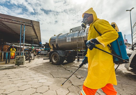 Mercado do Benedito Bentes fecha para mutirão de limpeza nesta segunda (30)