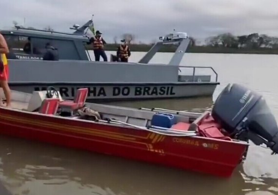 Seis corpos são encontrados e mais 14 pessoas são resgatas após naufrágio de barco-hotel