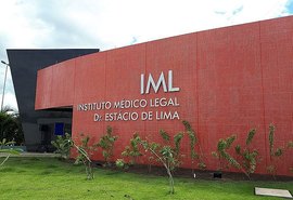 Gavetas funerárias serão construídas para sepultar corpos acumulados no IML