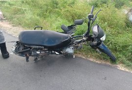 Acidente entre moto e caminhão mata 2 irmãs em Senador Rui Palmeira