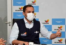 Secretário Alexandre Ayres alerta população sobre circulação de Fake News sobre as vacinas