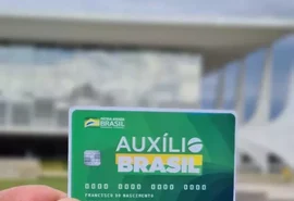 Com novo valor, Auxílio Brasil começa a ser pago nesta terça-feira (9)