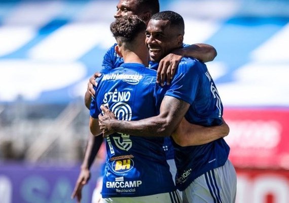 Enderson Moreira destaca Cruzeiro na estreia da Série B