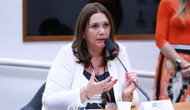 Bia Kicis é escolhida como nova presidente da CCJ