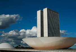PL das Fake News deve ser votada na câmara nesta terça-feira (2)