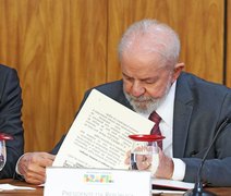 Lula veta lei que reconhecia estágio como experiência profissional