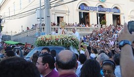 Ruas do Centro e Farol serão interditadas para procissão de Corpus Christi