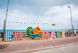 Totem 'Eu Amo Maceió' entra no clima das festas juninas