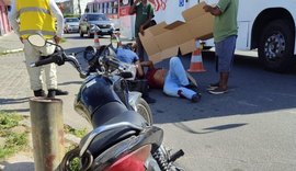 Condutor de moto sofre fratura exposta após colisão no Jacintinho