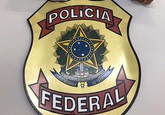 Polícia Federal apreende mais de R$ 100 mil sob suspeita de lavagem de dinheiro