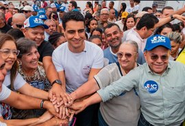JHC visita Maribondo e recebe apoio de lideranças locais
