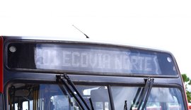 SMTT atende usuários e reforça linhas de ônibus da capital