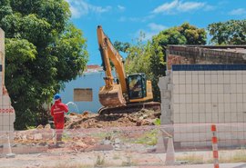 Defesa Civil de Maceió monitora demolições na encosta do Mutange