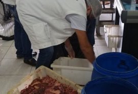 Vigilância Sanitária apreende 300kg de carne estragada no Benedito Bentes