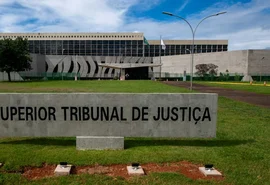 STJ obriga planos a cobrirem cirurgias de feminização facial