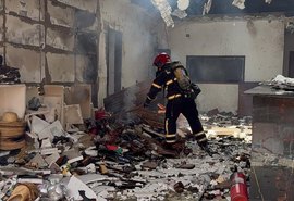 VÍDEO: Incêndio atinge loja de fogos de artifício no Centro de Arapiraca