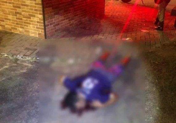 Entregadores são alvo de ataque a tiros na Jatiúca; um morre e outro fica gravemente ferido