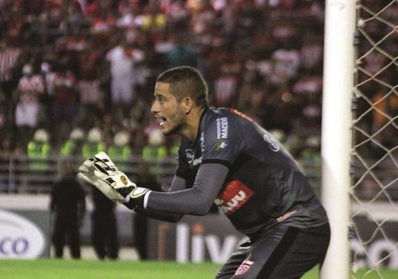 CRB treina em Goiânia