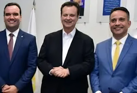 Dantas, MV e Kassab apresentam chapa para fazer duas vagas de federal
