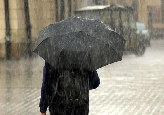 Alagoas tem alerta de chuvas intensas a partir de quarta-feira (13)