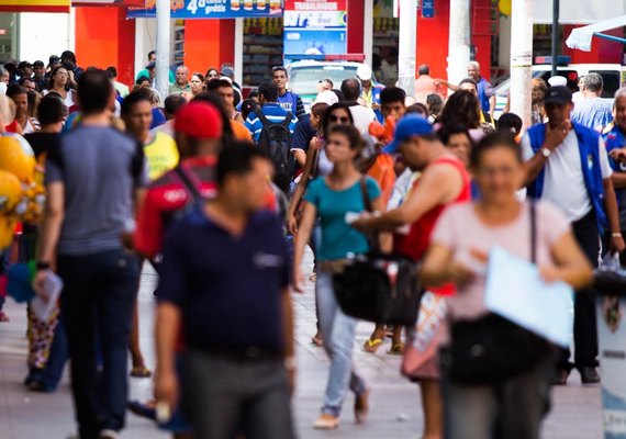 Pretos e pardos são maioria da população com menor renda em AL