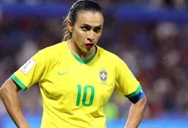 Emocionada, Marta fala sobre despedida da Copa do Mundo: 'Fim da linha para mim'