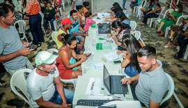 Prefeitura inicia entrega do cartão dos programas Mesa Cheia e Bolsa Auxílio Permanência