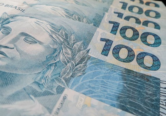 Economia brasileira cresce acima do esperado e atinge recorde