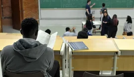 Violência e censura atingem maioria dos professores em todo o país