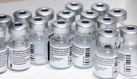 Pfizer anuncia acordo para produzir vacina no Brasil