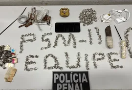 Polícia Penal apreende celulares, drogas e armas artesanais em presídios