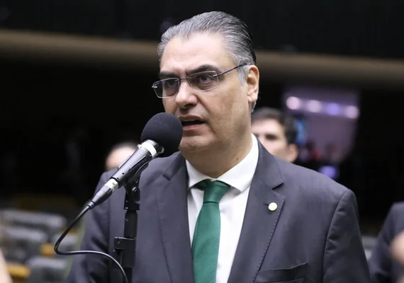 Deputado Lafayette de Andrada é cotado para relatar PL da Anistia