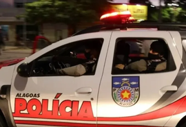 Homem sem habilitação foge da PM e quase atropela criança em Arapiraca