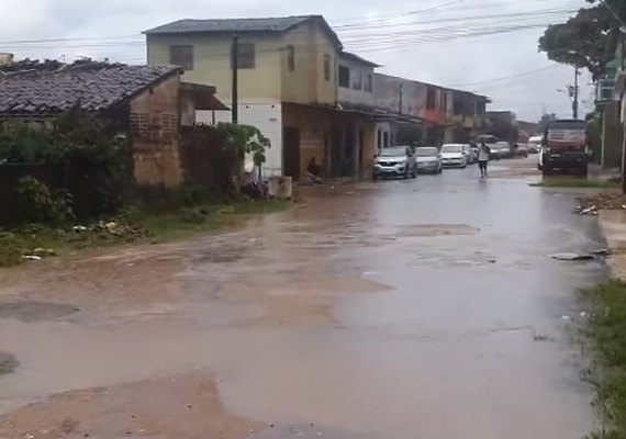 JHC gastou R$ 30 milhões em ruas que inundaram neste domingo (17)