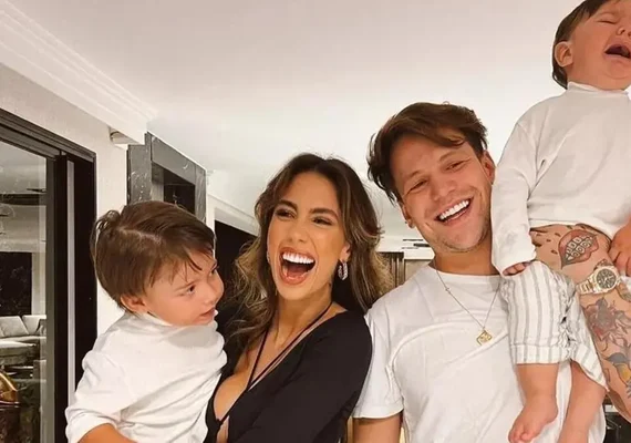 Gabi Brandt e Saulo Poncio reaparecem juntos após término de 4 anos