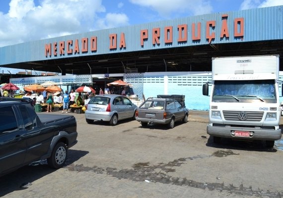 Feirantes e clientes deverão usar máscara de proteção, determina Semtabes