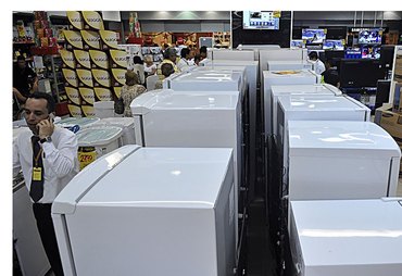 Vendas no varejo crescem 1,5% até novembro de 2025, aponta IBGE